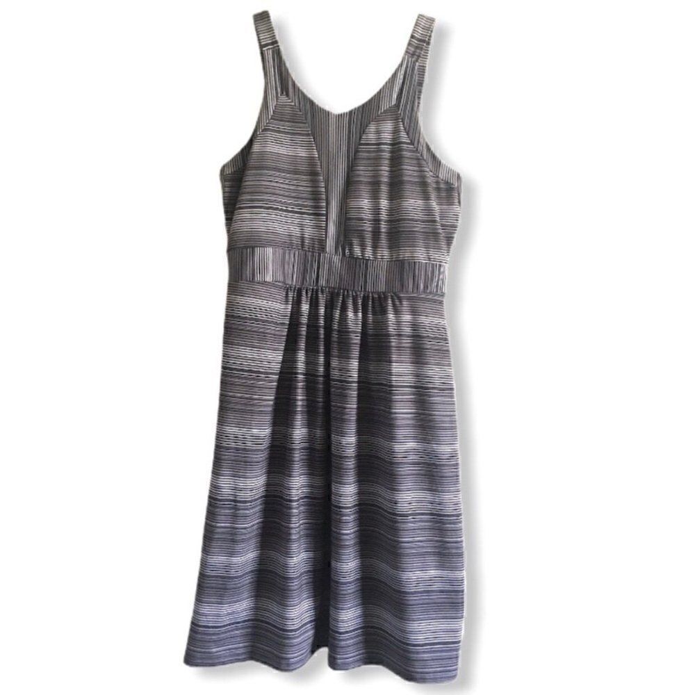 Tehama Grey Striped Athletic Dress Size Medium